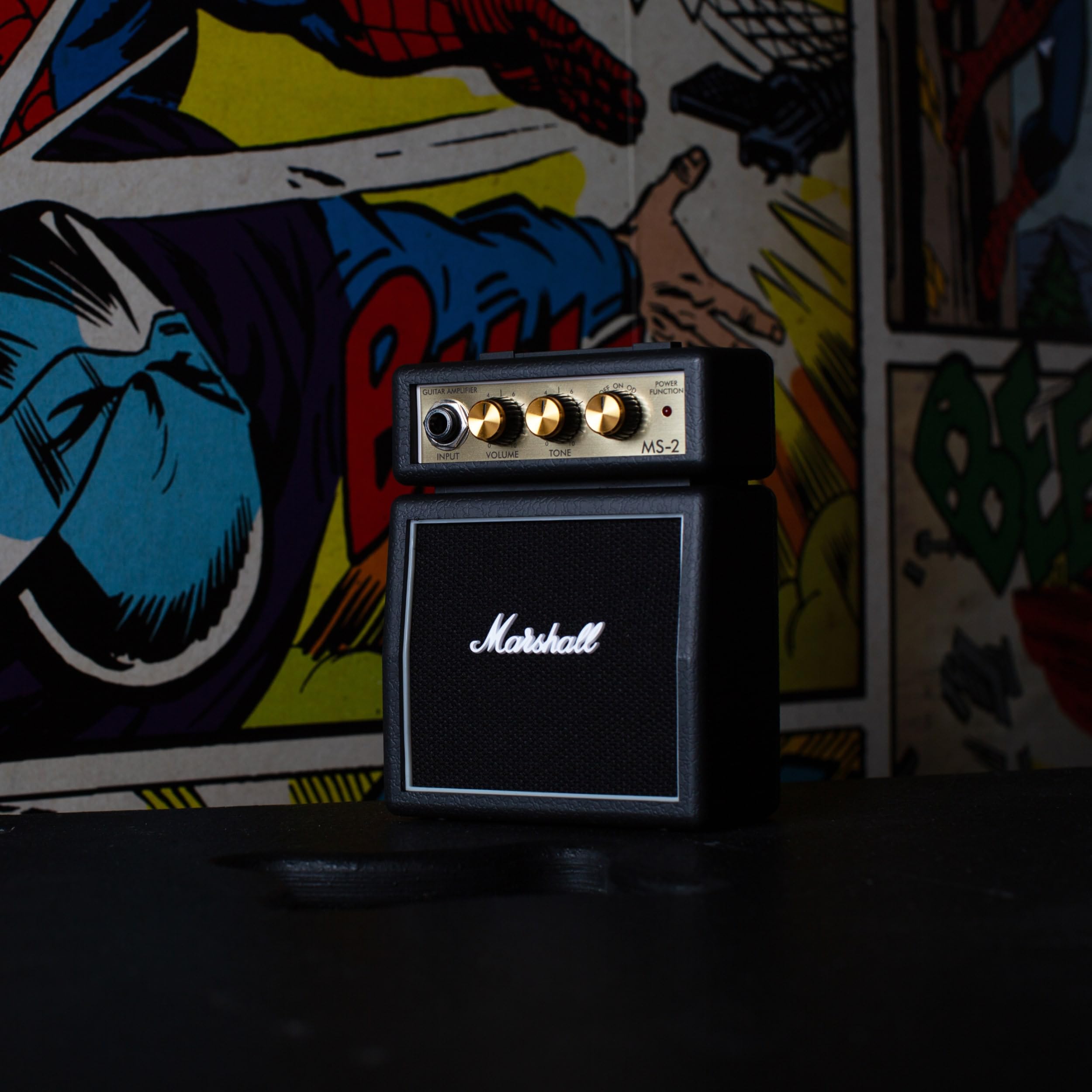 marshall-ms2-battery-powered-mini-guitar-amplifier-1-watt-volume-tone-control-he image 2