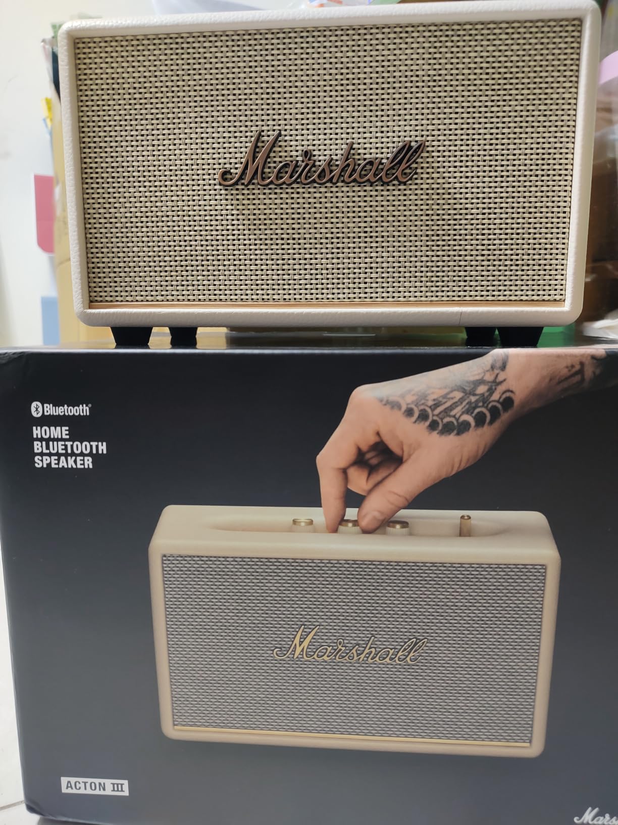 Vintage looks, modern sound