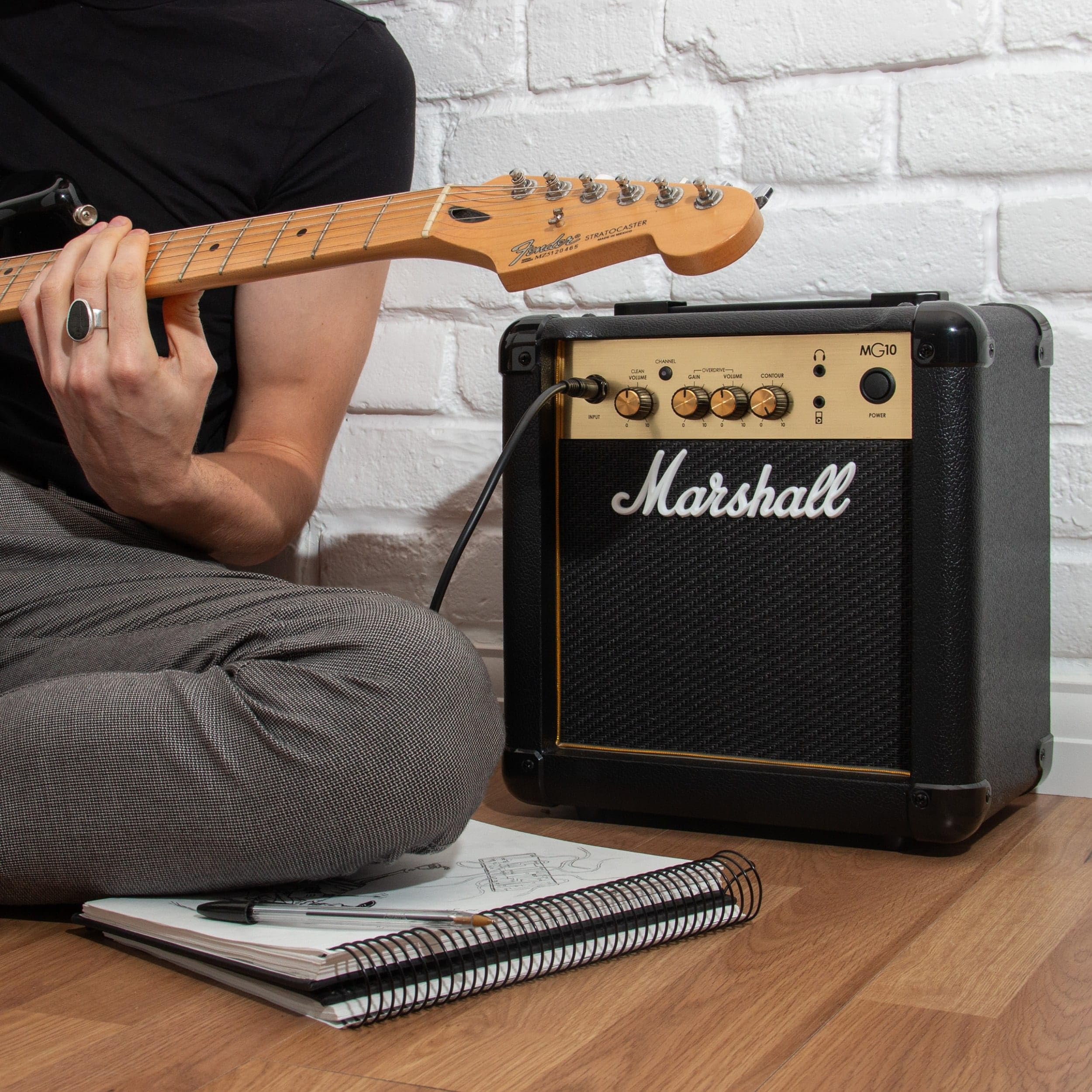 marshall-mg10g-guitar-combo-amplifier-10w-practice-amp-with-overdrive-m-mg10g-u image 2